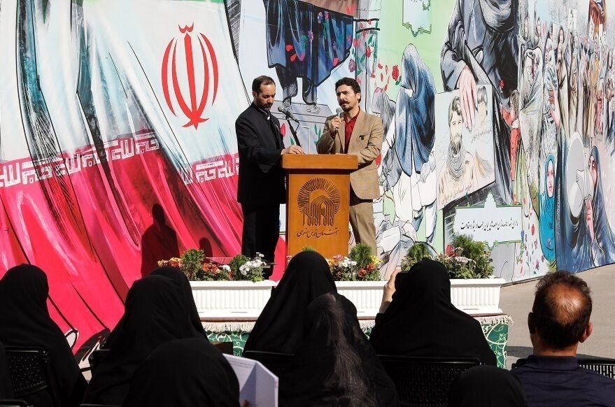 رونمایی از دیوارنگاره «هویت زن مسلمان» در حرم مطهر رضوی