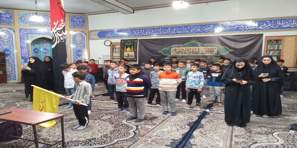 مسجدیهای پای تکریم کتاب/ از اجرای گروه سرود تا نمایشگاه کتاب