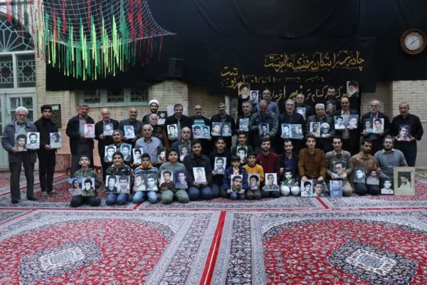 این کانون مسجدی کتاب را واسطه دوستی بچهها با شهدا کرده است