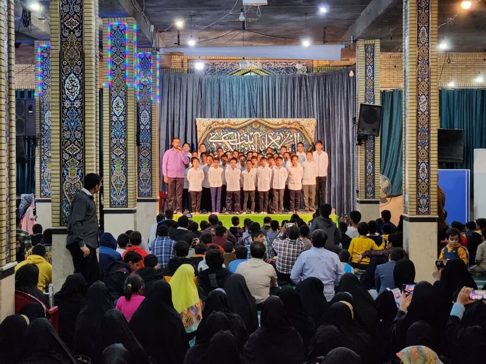 شور بچه مسجدی‌های کانون دوستان آسمانی در جشن میلاد حضرت زینب(س) + عکس