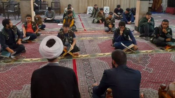 برپایی میز خدمات درمانی و حقوقی در مسجد ثارالله(ع) نارمک