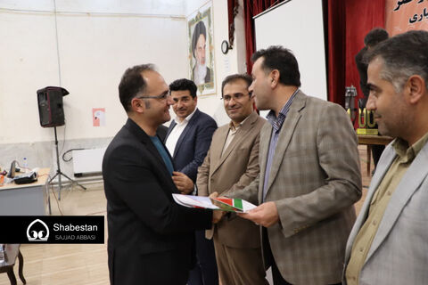اختتامیه هفتمین جشنواره شعر طنز در شهرستان کیار