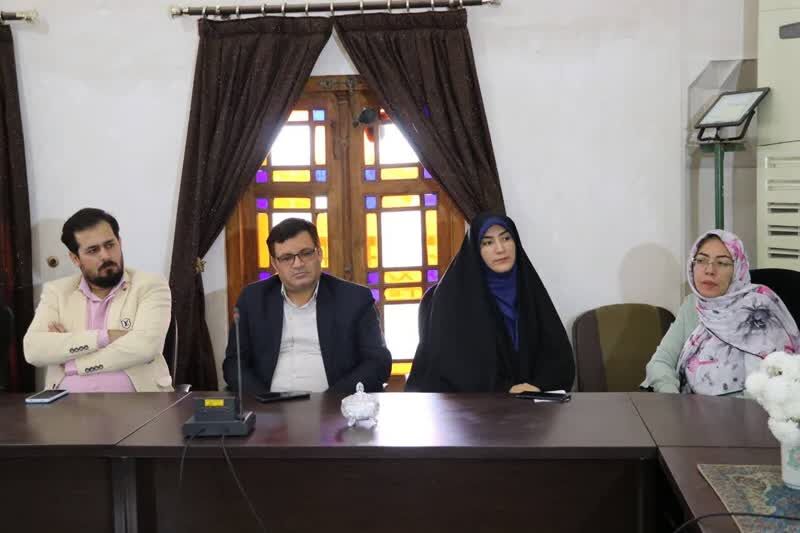 رونمایی از دو اثر تالیفی جدید در باغ فین کاشان