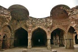 مسجد «خیرکی»، میراث سنگی سلسله «تغلقیه» در هند