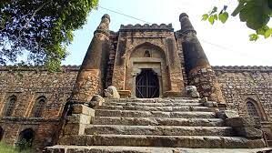 مسجد «خیرکی»، میراث سنگی سلسله «تغلقیه» در هند