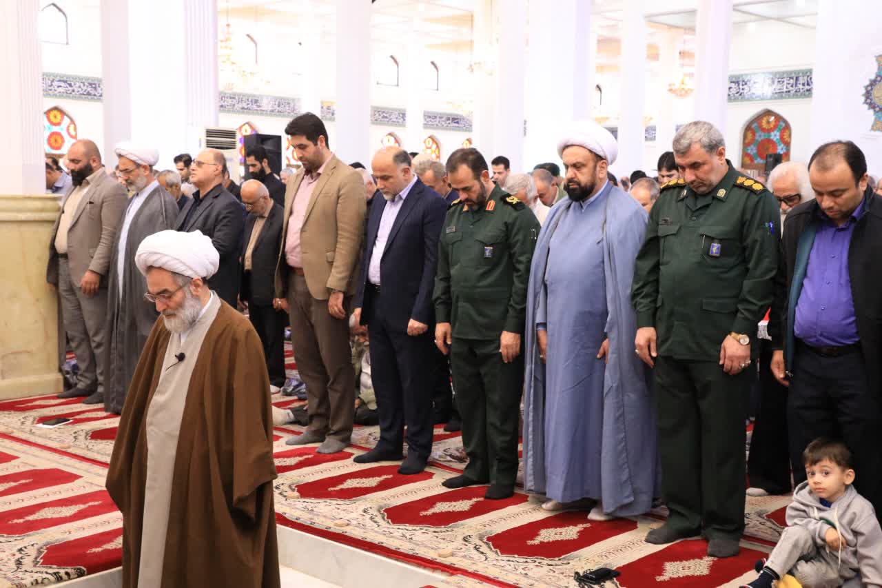 تولیدکنندگان باید در تولید و عرضه کالای مطلوب رقابت کنند