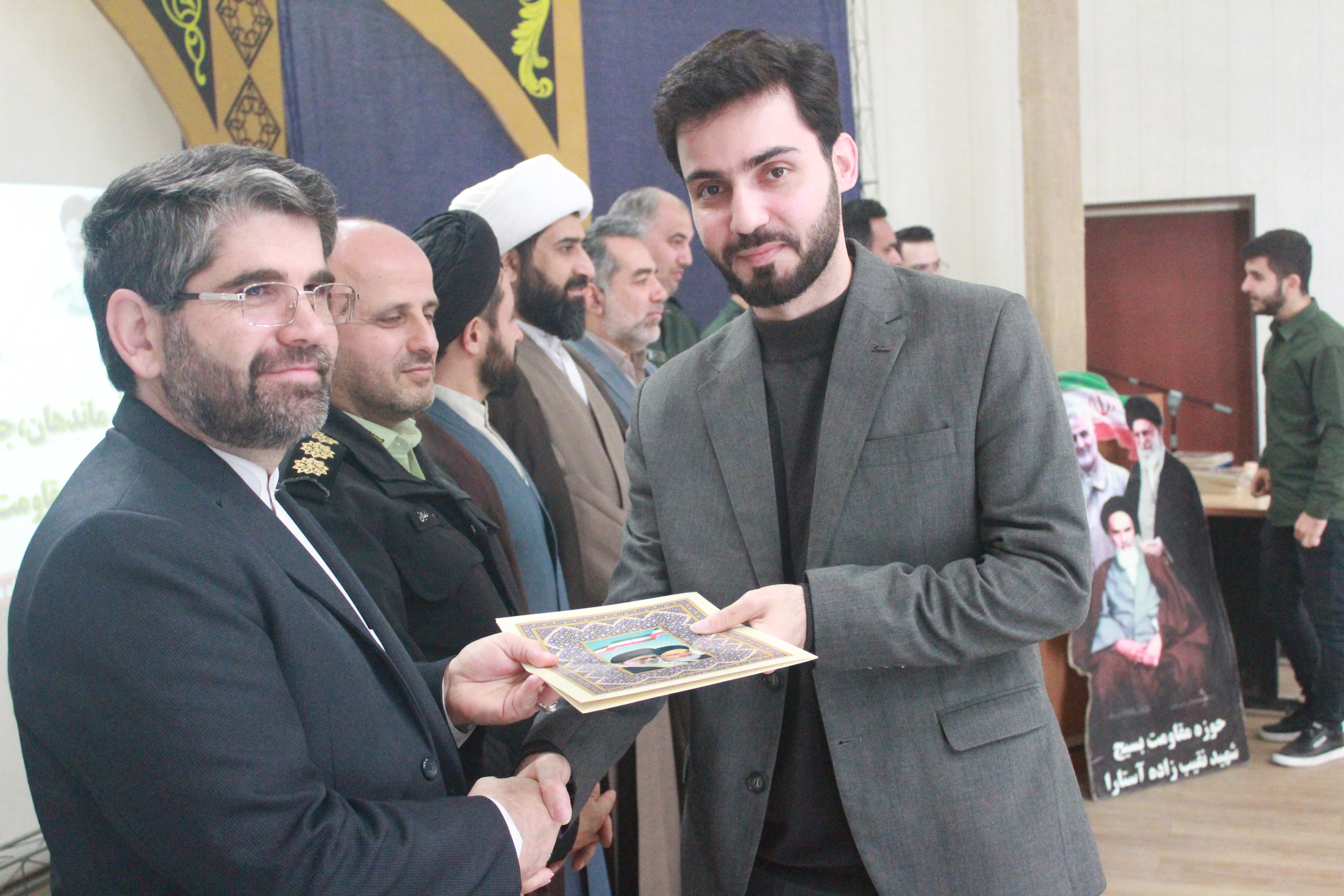 فرهنگ بسیجی در سراسر دنیا طرفدار دارد