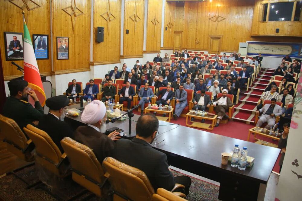 جهاد تبیین مصداقی از امر به معروف و نهی از منکر است