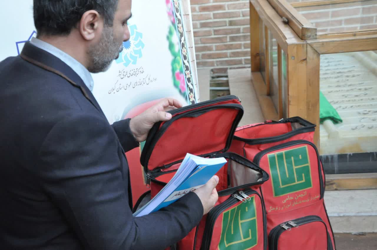 طرح کولههای کتاب در مساجد گیلان آغاز شد