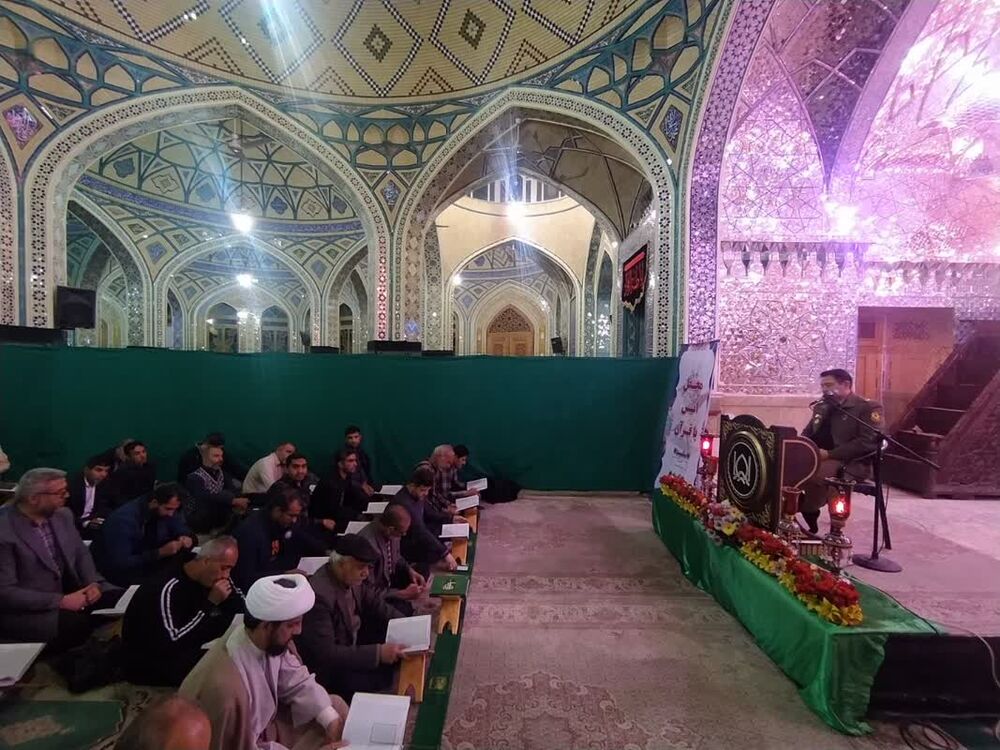 برگزاری محفل انس با قرآن کریم ارتش در آستان محمدهلال بن علی(ع)