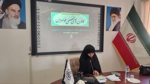 انقلاب اسلامی ایران بدون حضور زنان پیروز نمی شد 