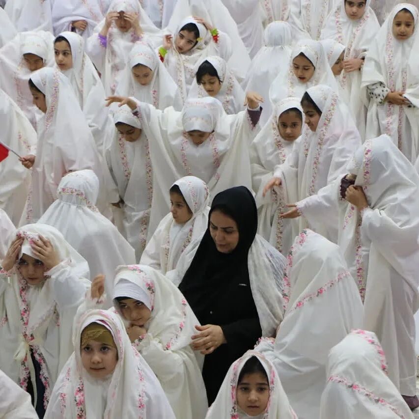 هیاهوی فرشتگان کُرد ایرانی در جشن بندگی