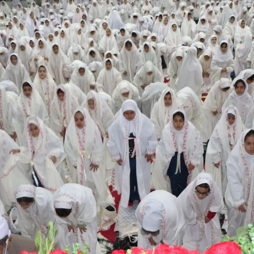 هیاهوی فرشتگان کُرد ایرانی در جشن بندگی