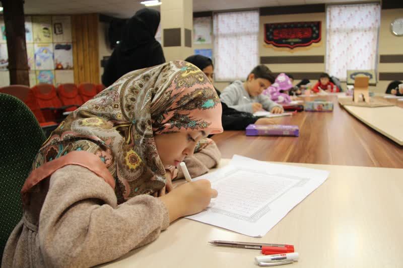 اجرای طرح کتابت قرآن کریم همزمان با ایام شهادت حضرت زهرا (س)