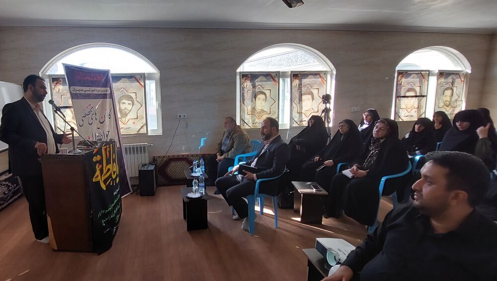 تبعات منفی کار جزیره ای در مساجد|کانون های مساجد باید مسئله محور فعالیت کنند