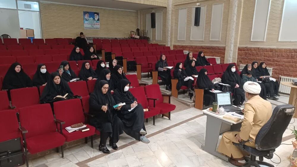 همایش کانون های تخصصی خواهران در کرمانشاه برگزار شد