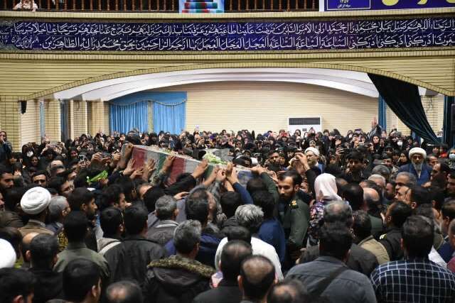 مراسم استقبال و وداع مردم دارالمومنین با نخستین شهید مدافع حرم گلستان