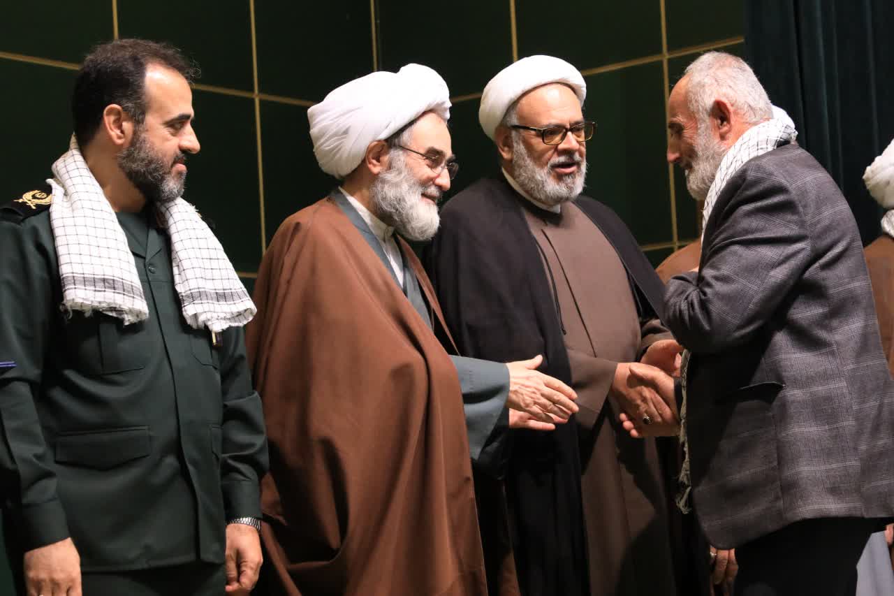 مکتب شهیدان، مکتب رابطه با قرآن، دعا و نیایش و خانه و خانواده است