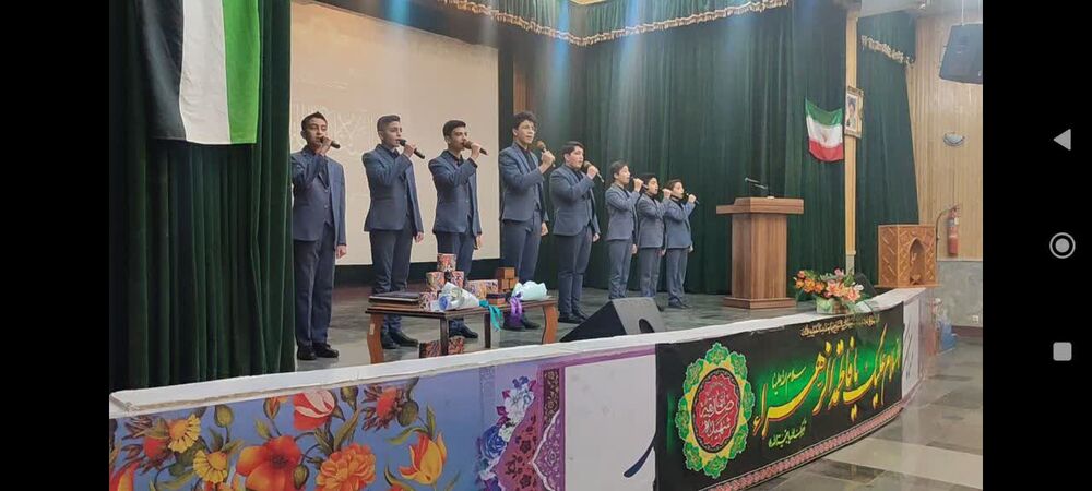 تقدیر از اعضای گروه سرود سماء کانون فرهنگی هنری کاوه نبیری 