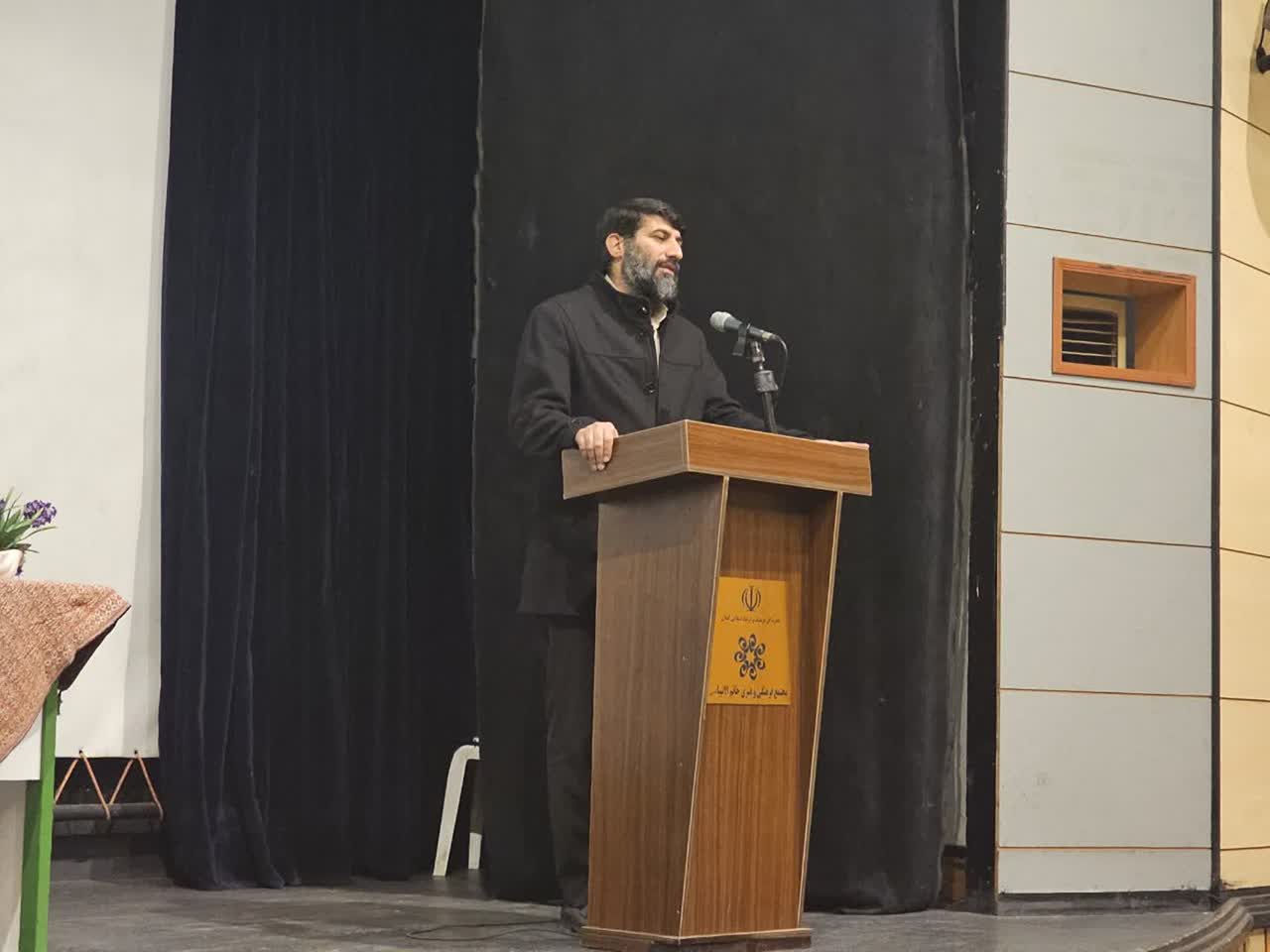 بدون پیشگامی زنان در جنگ نرم موفق نخواهیم شد