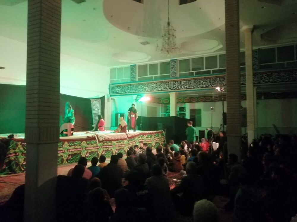 اجرای نمایش آیینی "یاس پرپر" به مناسبت ایام فاطمیه در مساجد سبزوار 