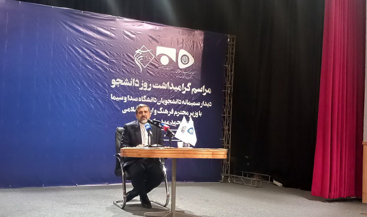 دغدغههایی که شنیده شد/ زبان رسانهای ما ضعیف است