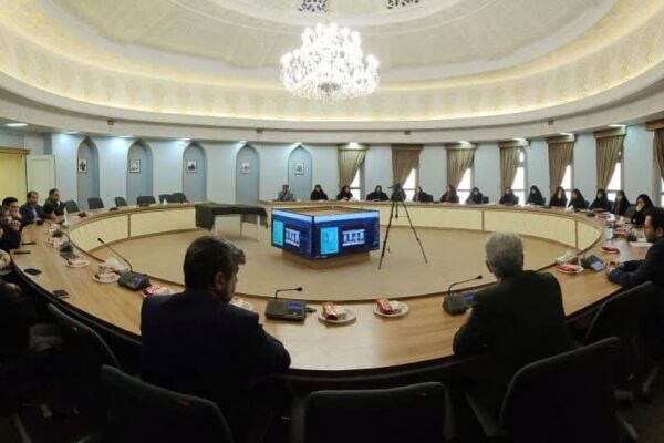 رونمایی از قدیمیترین مطبوعات دانشجویی مشهد