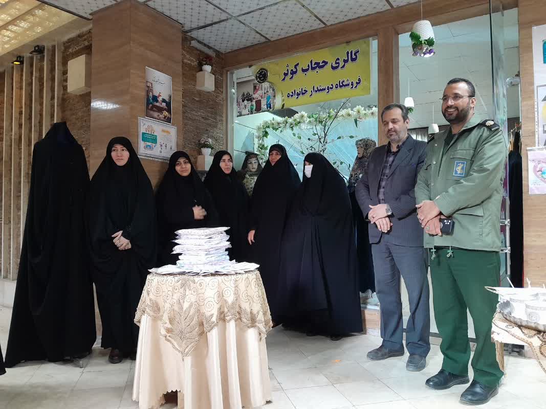 کارگاه خیاطی که از جوانی جمعیت حمایت میکند