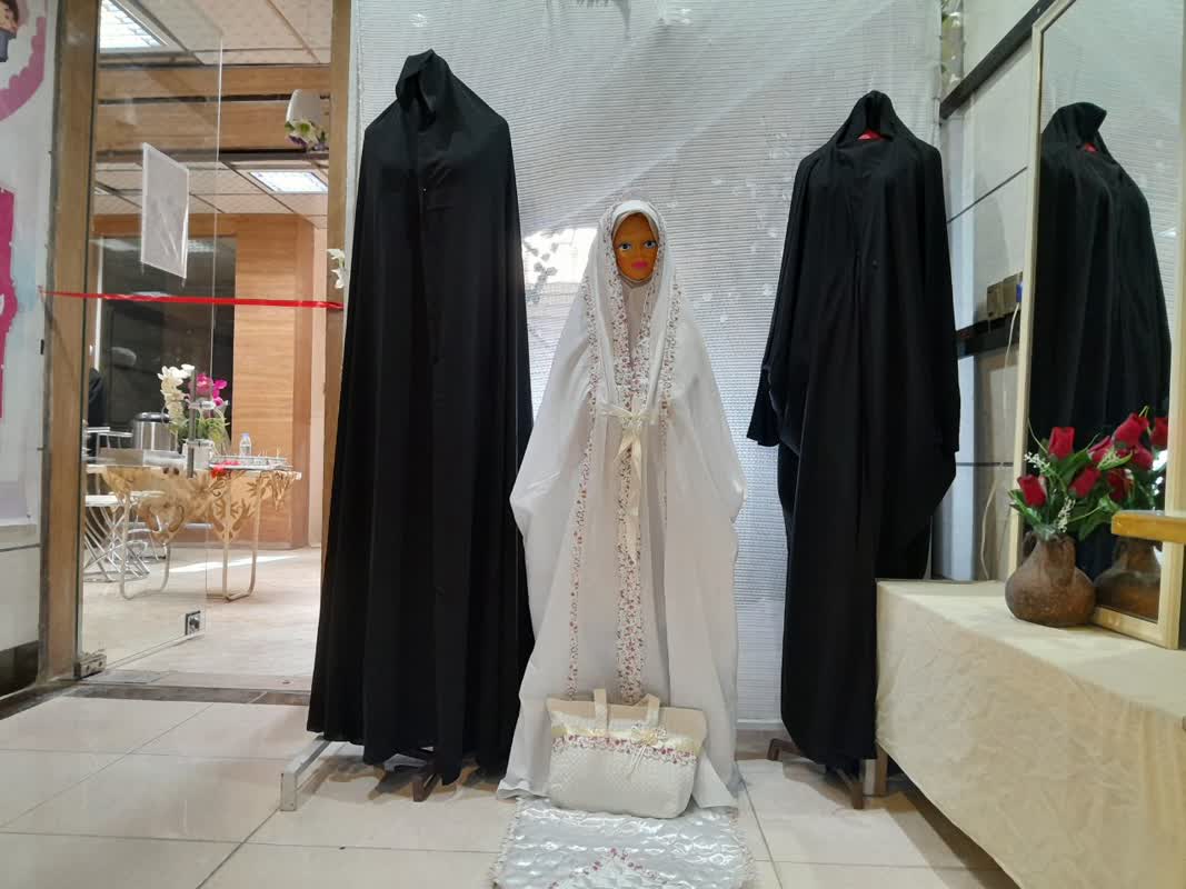 کارگاه خیاطی که از جوانی جمعیت حمایت میکند