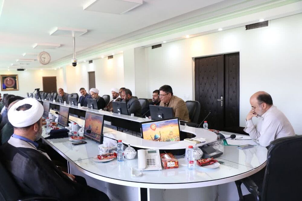 بررسی راهکارهای اجرای طرح مسجد، پایگاه قرآن/ اعلام آمادگی ۵۸ قاری برای همکاری در استان کرمان