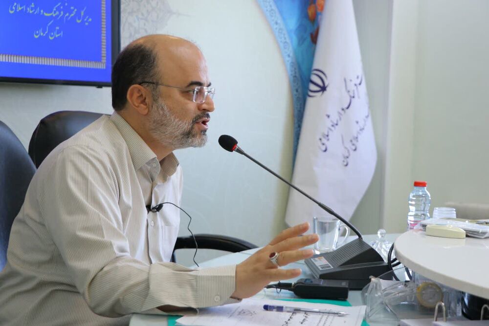 بررسی راهکارهای اجرای طرح مسجد، پایگاه قرآن/ اعلام آمادگی ۵۸ قاری برای همکاری در استان کرمان