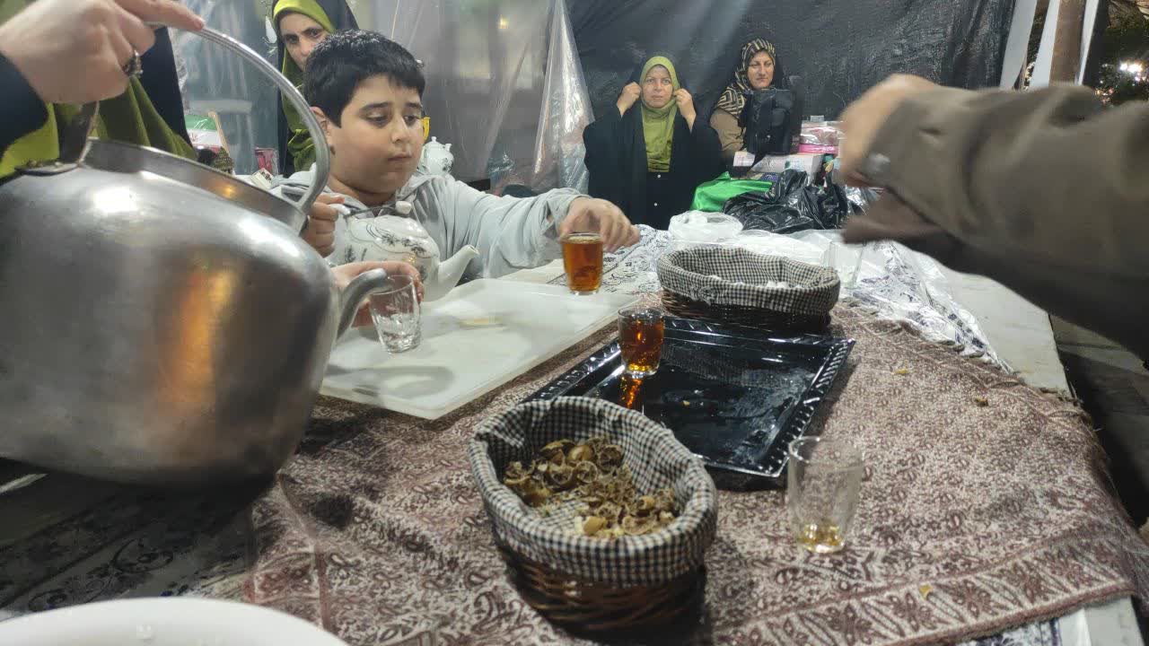 چایخانهای که دلم را گرم زیارت کرد