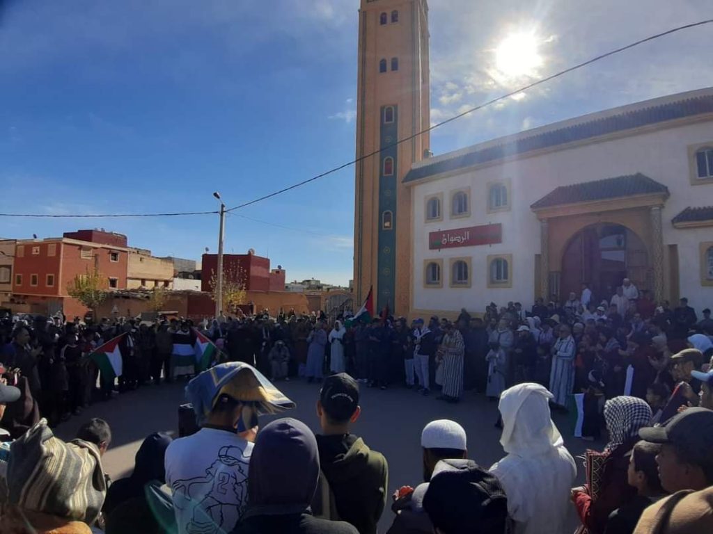 تحصن مراکشی‌ها در ده‌ها مسجد در محکومیت نسل کشی مردم غزه