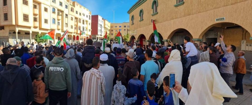 تحصن مراکشی‌ها در ده‌ها مسجد در محکومیت نسل کشی مردم غزه
