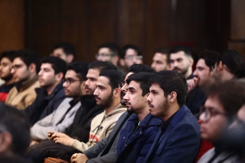 اظهارات نظری درباره برچسب زدن به برخی انقلابیها و اتفاقات شورای شهر