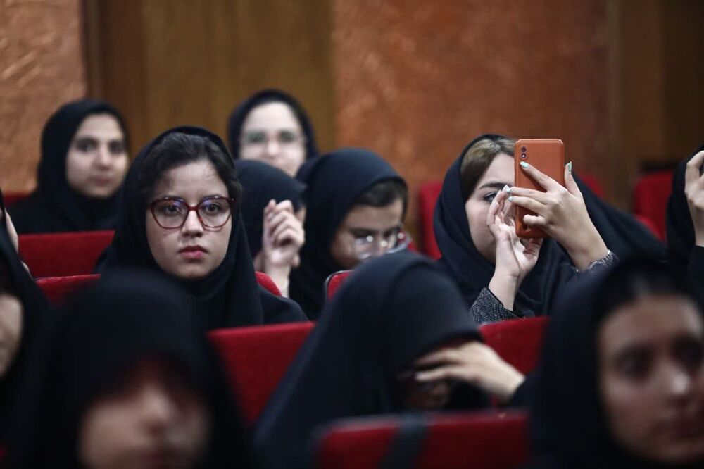 اظهارات نظری درباره برچسب زدن به برخی انقلابیها و اتفاقات شورای شهر