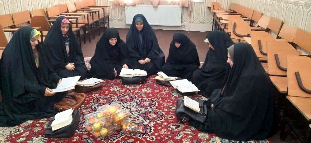 این کانون فرهنگیهنری بچهها را با قرآن جذب مسجد میکند