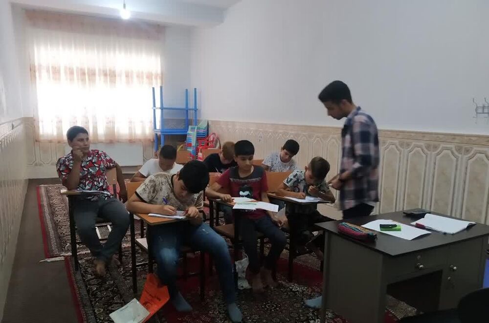 این کانون فرهنگیهنری بچهها را با قرآن جذب مسجد میکند