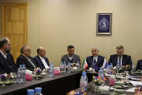 حجم صادرات و واردات کالا به بنادر گیلان افزایش یابد