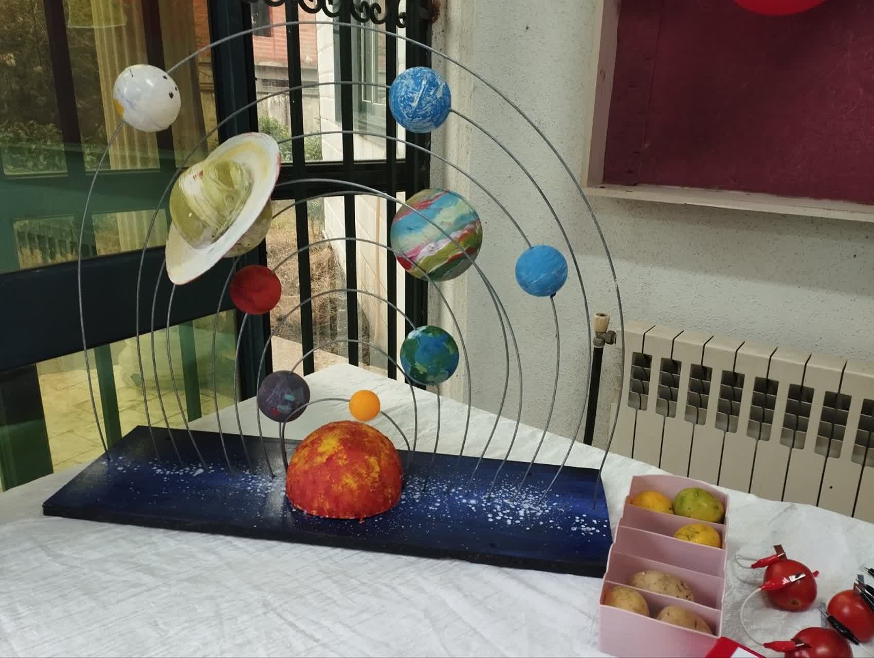 نمایشگاه دستاوردهای پژوهشی دانشآموزان آستارا برپا شد