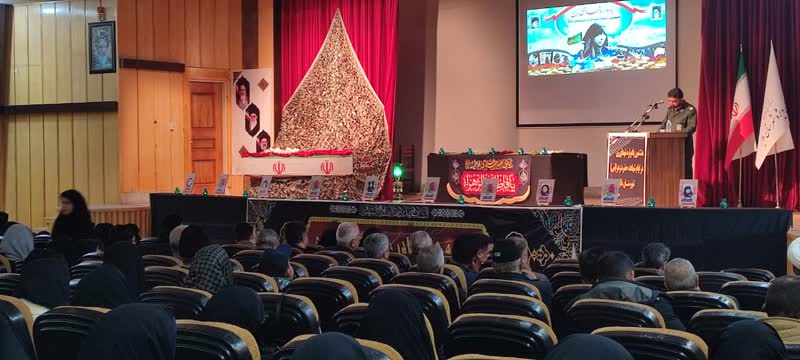 جامعه امروز نیازمند بانوانی در تراز حضرت زهرا(س) است