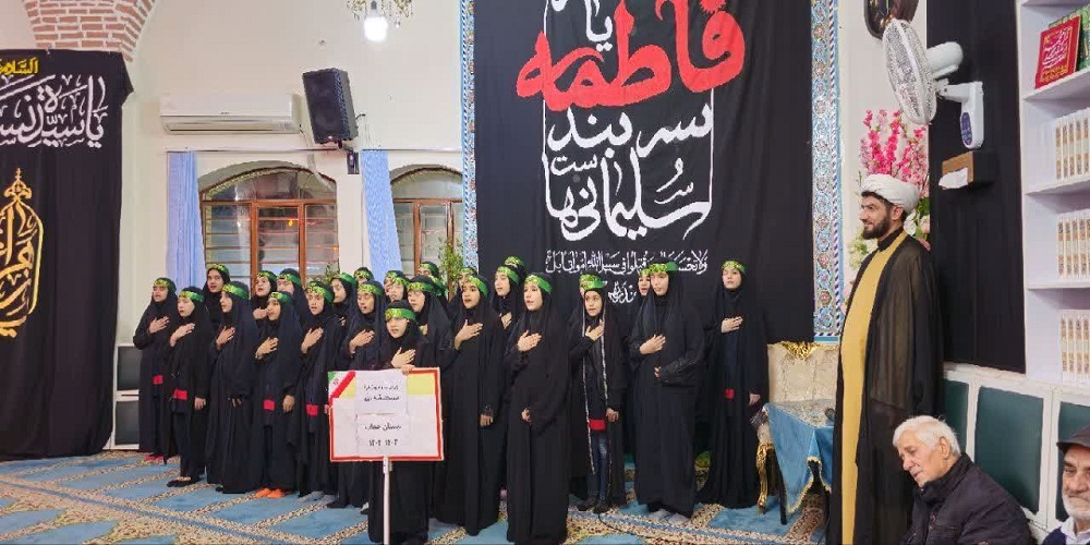 دختران نوجوان آذربایجان غربی پای کار محافل فاطمی هستند