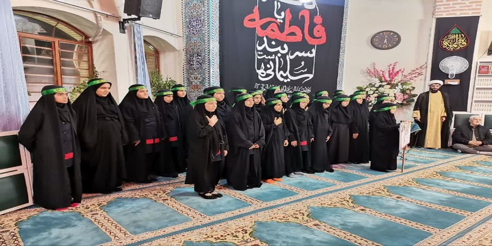 دختران نوجوان آذربایجان غربی پای کار محافل فاطمی هستند