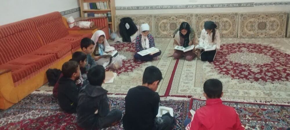 استقبال کودکان از کلاس قرآن کانون مسجدی الغدیر سنقر و کلیایی