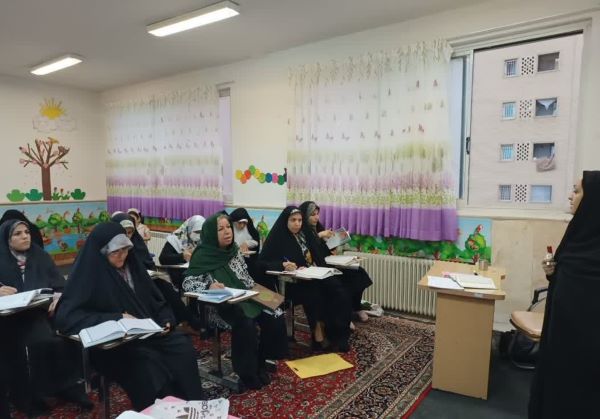 این مسجد با مدد حضرت زهرا(س) ۲۰۰ حافظ کل قرآن تربیت کردهاست