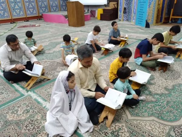 این مسجد با مدد حضرت زهرا(س) ۲۰۰ حافظ کل قرآن تربیت کردهاست