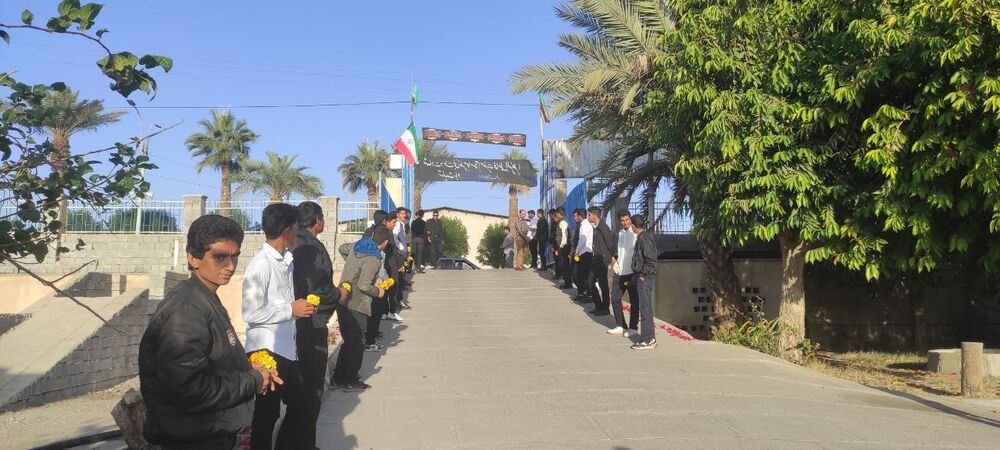 روایت یادواره ای که به نام دانش آموزان حماسه ساز برگزار شد