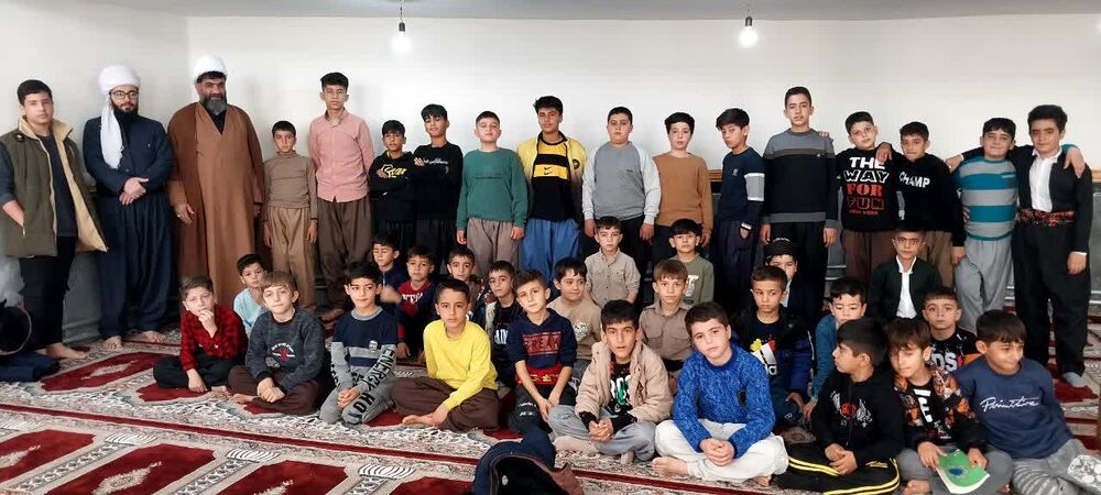 برگزاری کلاسهای آموزش قرآن کریم در مسجد حضرت اسماعیل(ع) روستای لنجآباد