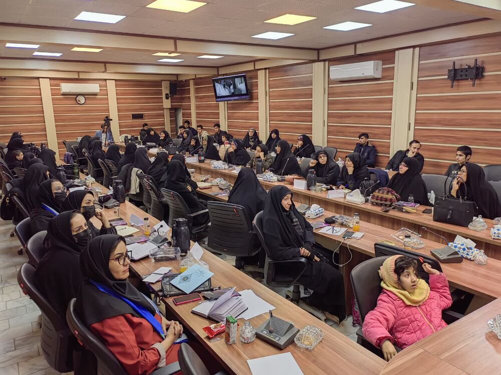 دوره تکمیلی تربیت تسهیلگر کتابخوانی نوجوان برگزار شد