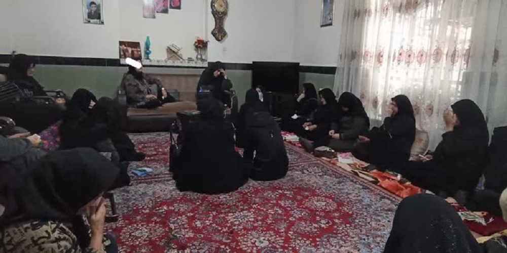 نورانیت خانهها با روضه خانگی